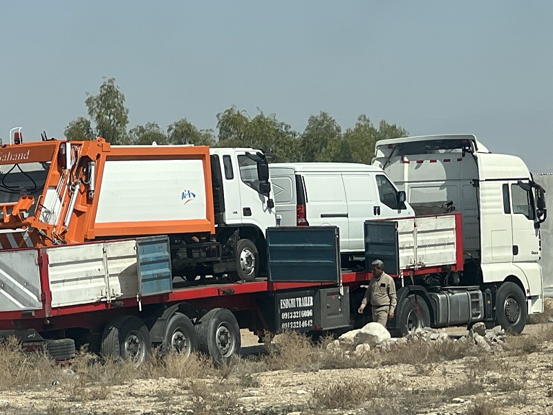 یکدستگاه خودرو کامیونت حمل زباله به ناوگان حمل پسماند شهرداری بادوله اضافه شد